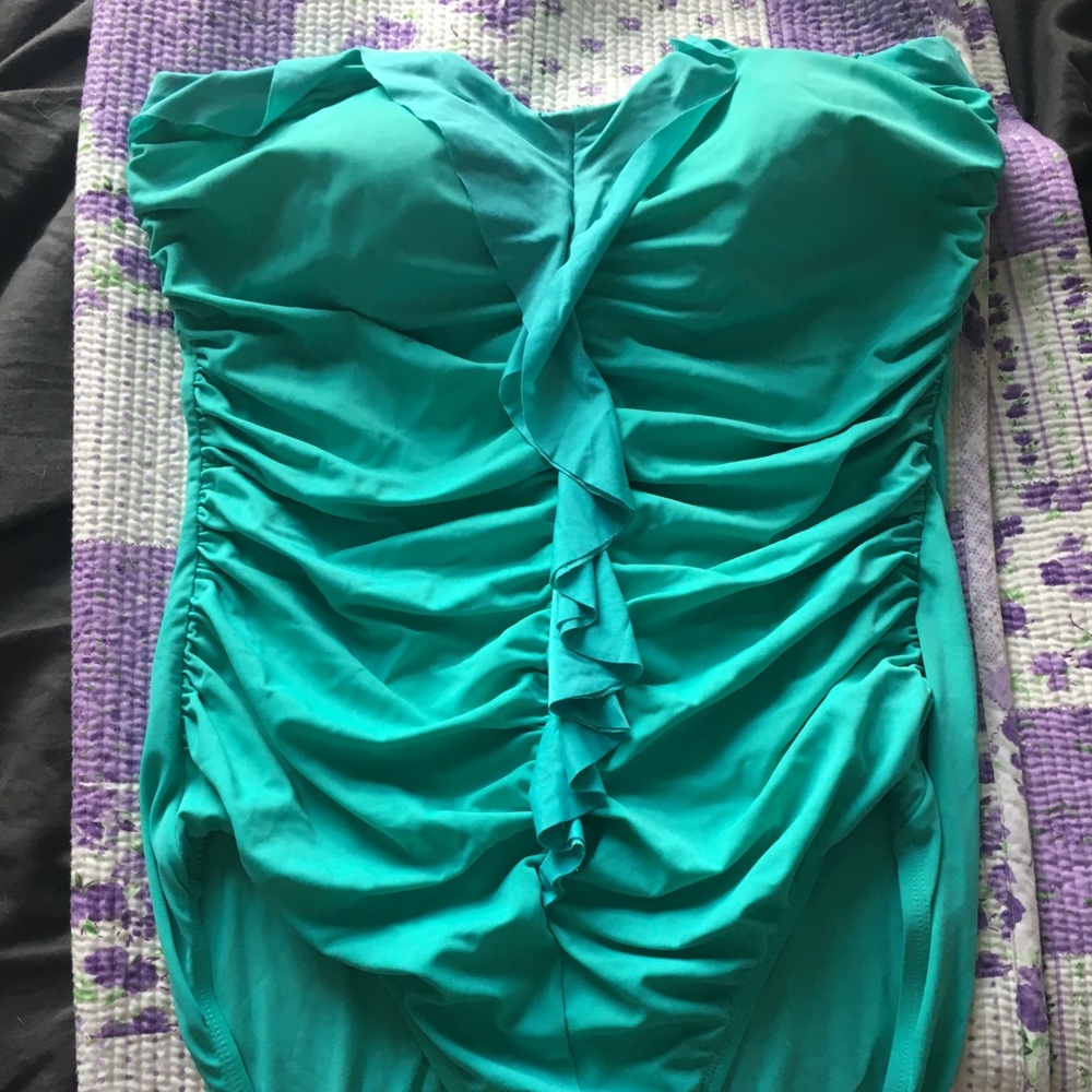 Women’s Large Size 12 strapless bathing suit